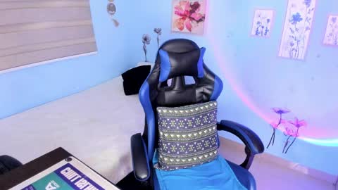 lucy online show from March 2026 01:33:02 AM