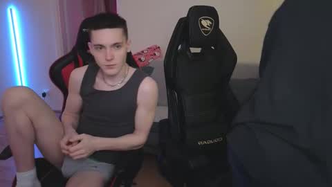 Nicki  Danny online show from March 2025 04:49:01 PM