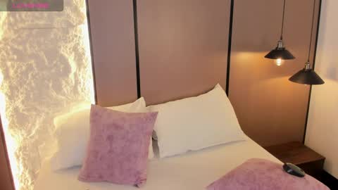 Nicky  online show from November 2025 02:34:01 AM