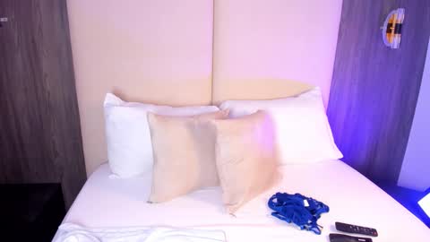 Nicky  online show from February 2026 02:38:01 AM