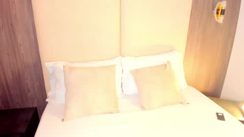 Nicky  online show from April 2026 02:42:02 AM