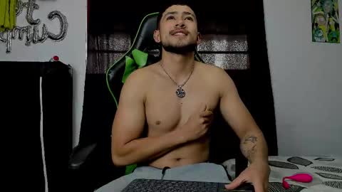 nicky online show from November 2025 07:52:02 PM