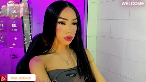 Nicky online show from November 2025 02:44:01 AM