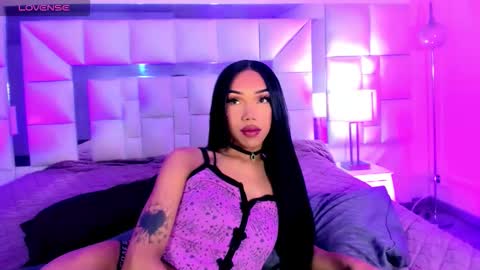 Nicky online show from December 2025 04:40:02 AM