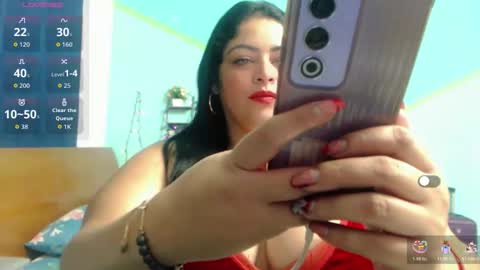 nickyribeiro online show from December 2025 10:33:01 AM
