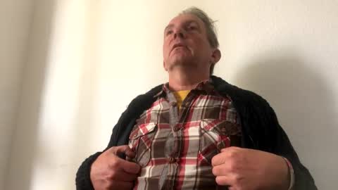 Nico online show from April 2026 04:34:02 PM