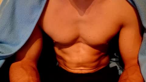 Nico   online show from November 2025 05:24:02 PM