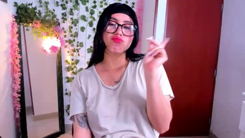 Nico online show from October 2025 11:35:01 PM