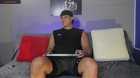 nicol_and_thiago_212 online show from May 2026 09:31:02 PM