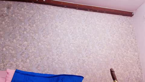 Nicol online show from January 2025 01:43:02 AM