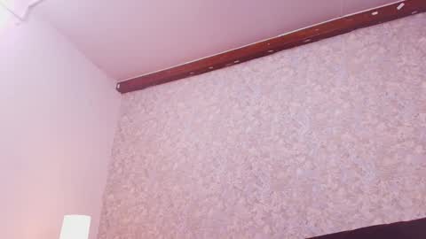 Nicol online show from September 2025 07:08:01 PM