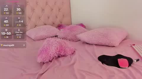 SOFIA   online show from February 2025 10:39:02 PM