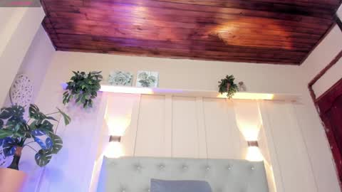 Your baby Nicol  online show from December 2024 01:16:02 PM