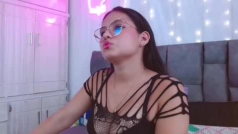 Snapshot of nicol_sweet0 chatting on January 2026 07:26:01 PM nicol online show from January 2026 07:26:01 PM