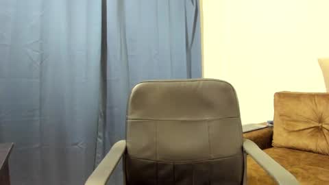 Nicol online show from January 2025 09:30:02 PM