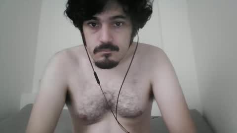 nicolas221193 online show from November 2025 10:58:01 AM