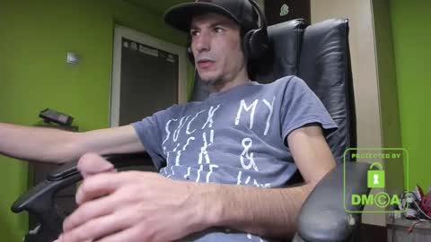 L. Nicolas online show from February 2025 05:19:02 AM