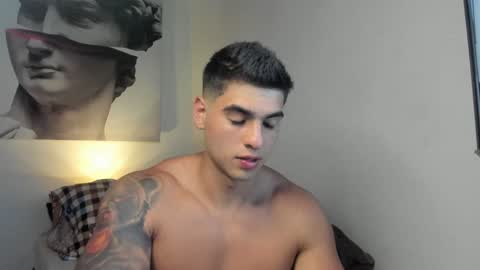 Snapshot of nicolasmuscle chatting on January 2025 10:26:01 PM Andres online show from January 2025 10:26:01 PM