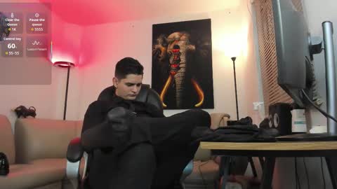 Nicolas Fellener online show from February 2026 04:39:02 AM