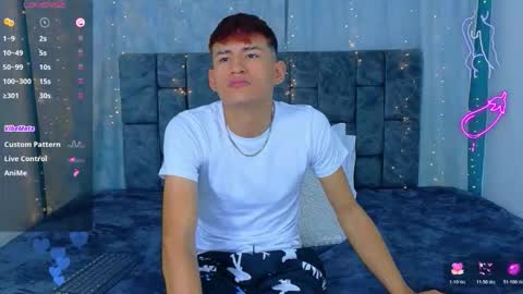 nicolastorres__ online show from April 2026 01:47:01 AM