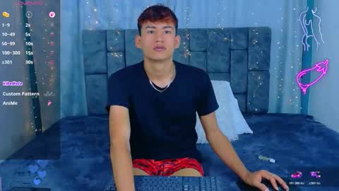 nicolastorres__ online show from April 2026 05:02:02 AM