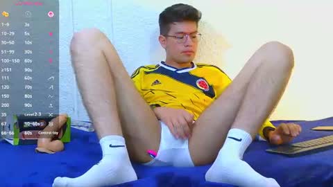 Snapshot of nicolatinboy chatting on June 2026 02:15:01 PM NicoLatinBoy online show from June 2026 02:15:01 PM