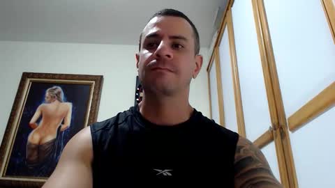 Nicolay online show from October 2025 08:53:02 PM