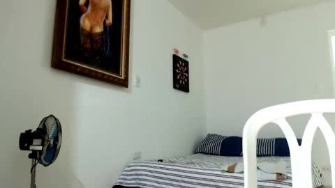 Snapshot of nicolay_74 chatting on December 2025 12:41:02 AM Nicolay online show from December 2025 12:41:02 AM