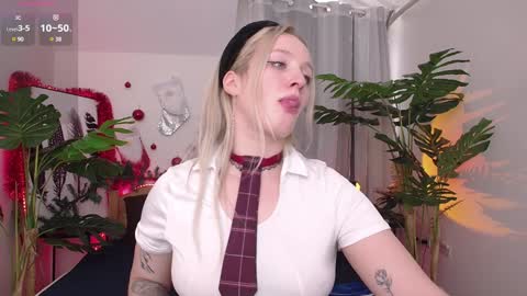 Snapshot of nicole__aniston__ chatting on January 2025 01:15:01 PM Nicole online show from January 2025 01:15:01 PM