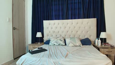 Nicole  Adam online show from December 2024 04:20:01 PM