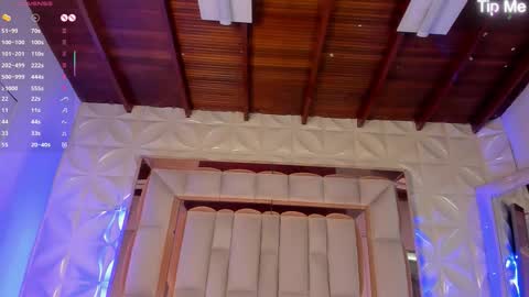 Nicole  online show from November 2025 07:23:02 PM