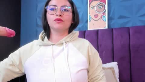 Nicole online show from May 2026 11:34:04 PM