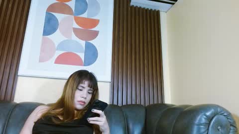 Nicole Ramires online show from January 2026 04:23:02 PM