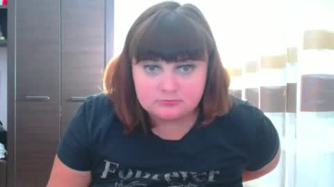 Nicole online show from November 2025 09:32:01 PM