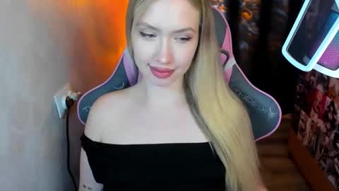 Snapshot of nicole_ricci_ chatting on November 2025 03:00:01 PM Nicole online show from November 2025 03:00:01 PM