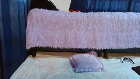  Anna Nicole  online show from February 2025 03:32:02 PM