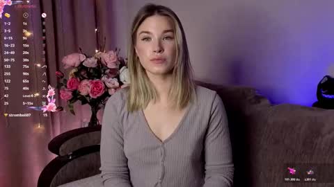 Nicole online show from December 2025 06:17:01 PM