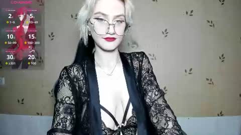 Snapshot of nicoledaviss_ chatting on July 2026 07:30:01 PM NicoleDavis online show from July 2026 07:30:01 PM