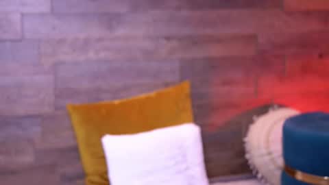 Nicole online show from December 2025 07:59:01 AM