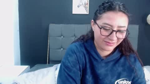 Snapshot of nicolee_8 chatting on September 2025 11:26:02 AM nicolee_8 online show from September 2025 11:26:02 AM