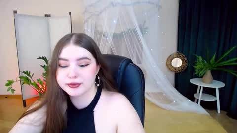 Snapshot of nicolefoxery chatting on January 2025 06:28:01 PM nicolefoxery online show from January 2025 06:28:01 PM