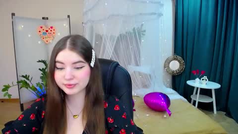 Snapshot of nicolefoxery chatting on February 2025 10:22:01 AM nicolefoxery online show from February 2025 10:22:01 AM