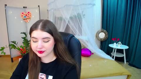 Snapshot of nicolefoxery chatting on February 2025 06:48:01 PM nicolefoxery online show from February 2025 06:48:01 PM