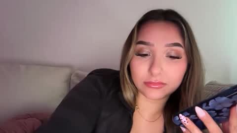 nicolelovesyou444 online show from February 2026 04:39:02 PM