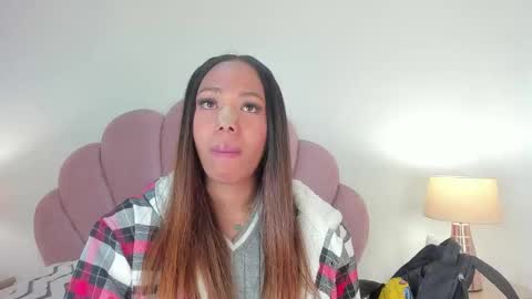 Snapshot of nicoleparadise_ chatting on November 2025 12:37:02 PM NICOLE online show from November 2025 12:37:02 PM