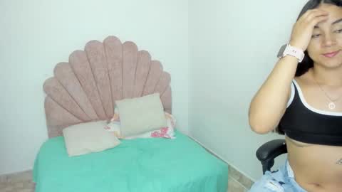 nicole santana online show from February 2026 04:27:01 AM