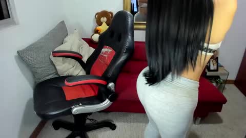 Snapshot of nicolettcolin chatting on February 2025 01:55:01 AM Nicolettcolin  online show from February 2025 01:55:01 AM