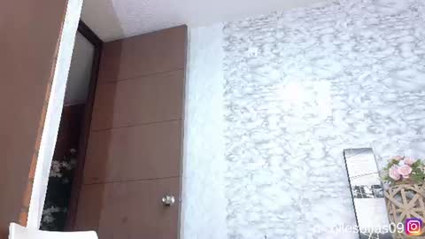 nicolle4 online show from July 2026 10:02:02 PM