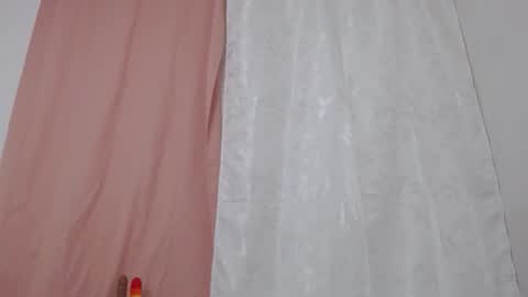 Snapshot of nicolle_gomes chatting on September 2025 05:09:02 AM nicolle gomes online show from September 2025 05:09:02 AM