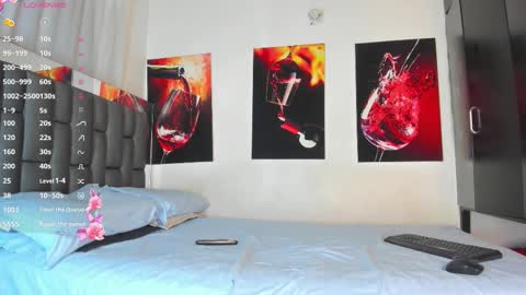 Snapshot of nicolle_hanks1 chatting on February 2026 03:10:02 AM nicolle_hanks1 online show from February 2026 03:10:02 AM